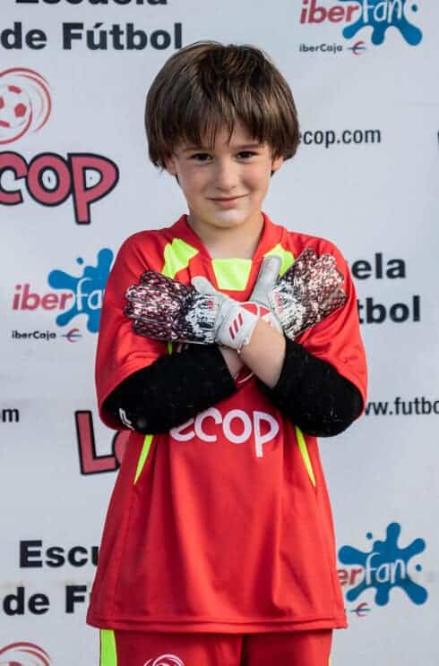 Kenay en su primer entrenamiento con nosotros, con solo 5 años, iniciando su camino.